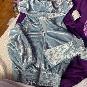 Crushed velvet zip up